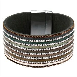 RHINESTONE MAGNETIC LEATHER BRACELET
